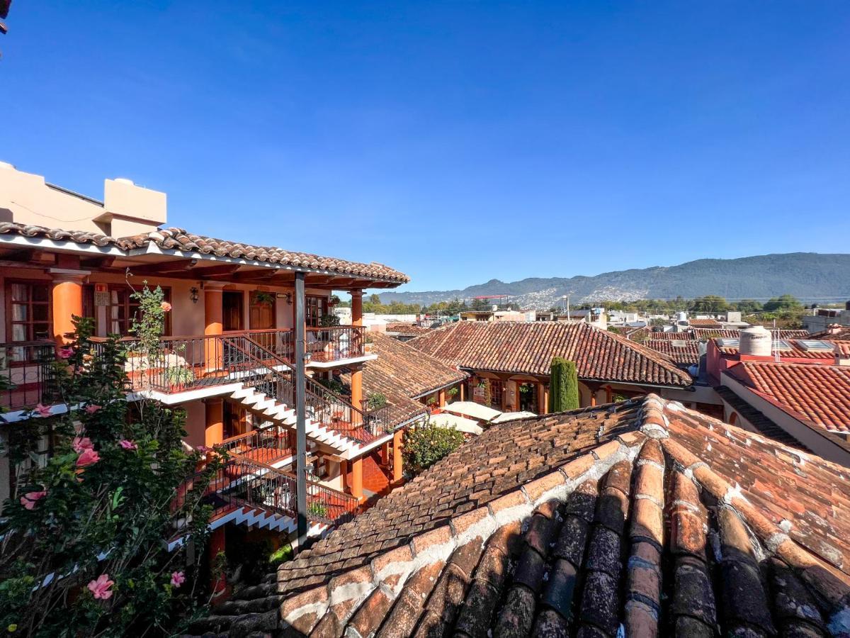 Hotel La Casa De Mama San Cristobal de las Casas Exterior photo