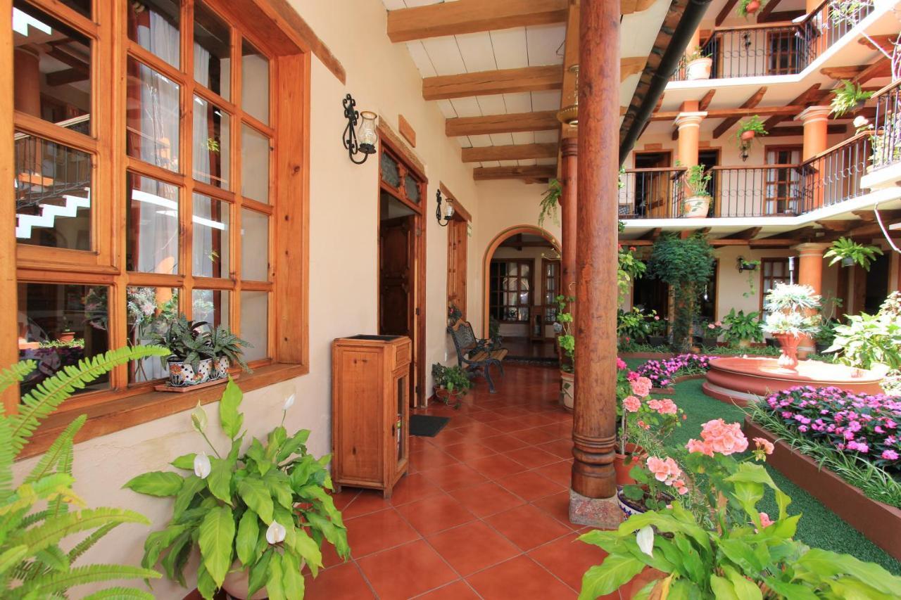 Hotel La Casa De Mama San Cristobal de las Casas Exterior photo